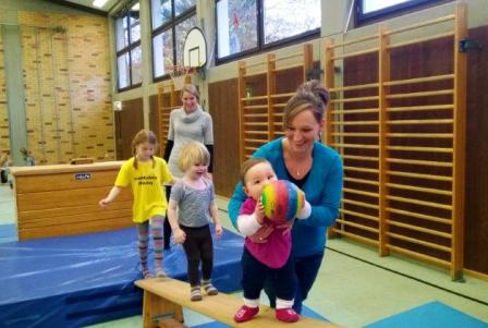 Eltern-Kind-Turnen in M&uuml;nsing